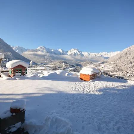 In Pitztal With Mountain Views, Cleaning Included Appartamento Arzl im Pitztal